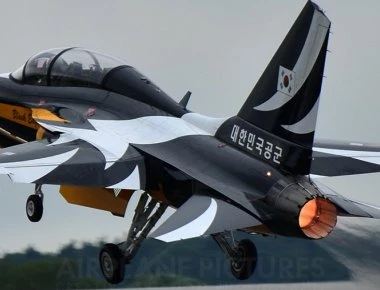 Ατύχημα με T-50 Black Eagle της Αεροπορίας της Νότιας Κορέας (βίντεο)